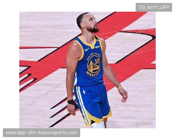 库里病愈回归备战强度提升士气回暖，库里 复出