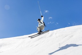 开云体育网页版-76人队连续获胜，争夺东部第一，76人队huosai